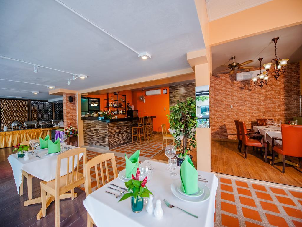 Grand Nai Harn Suites Rawai Exteriér fotografie
