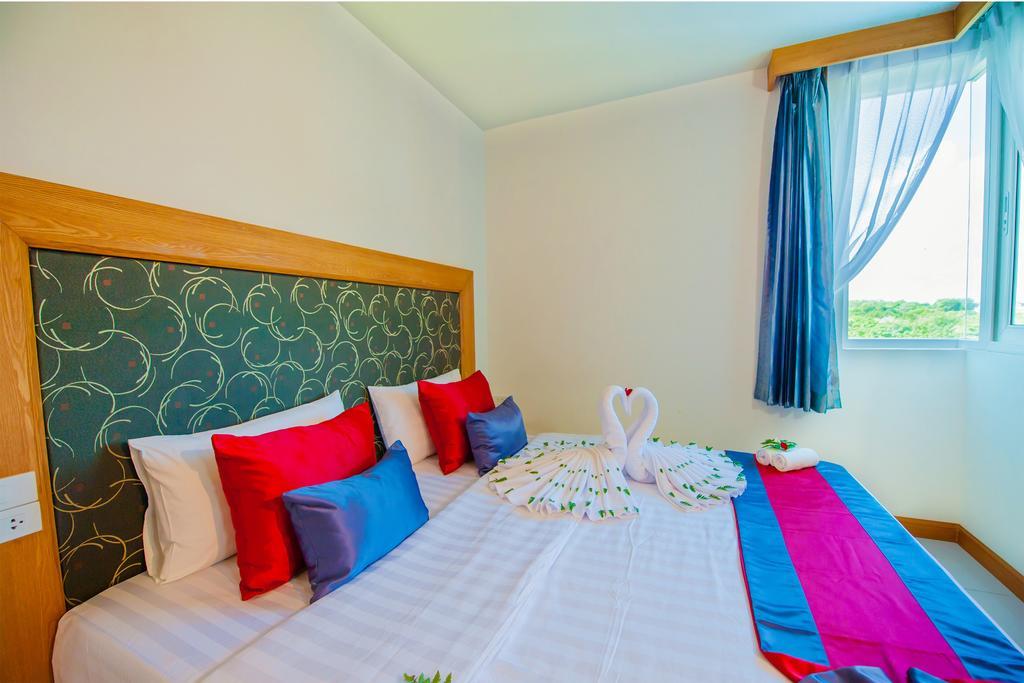 Grand Nai Harn Suites Rawai Exteriér fotografie