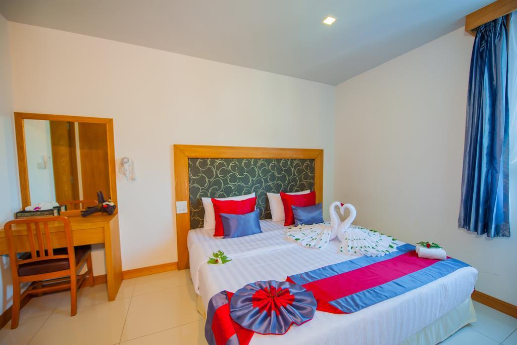 Grand Nai Harn Suites Rawai Exteriér fotografie