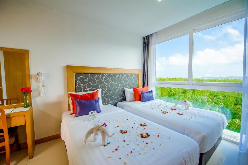 Grand Nai Harn Suites Rawai Exteriér fotografie
